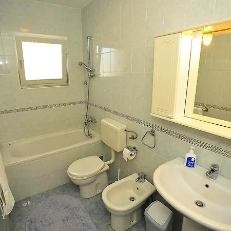 Apartman By The Sea Sukosan, Zadar - 5802 Sukosan